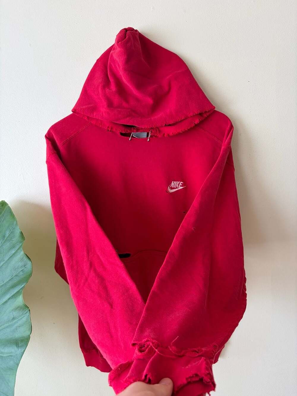 Nike Vintage Distressed Center Swoosh Hoodie Size M Red